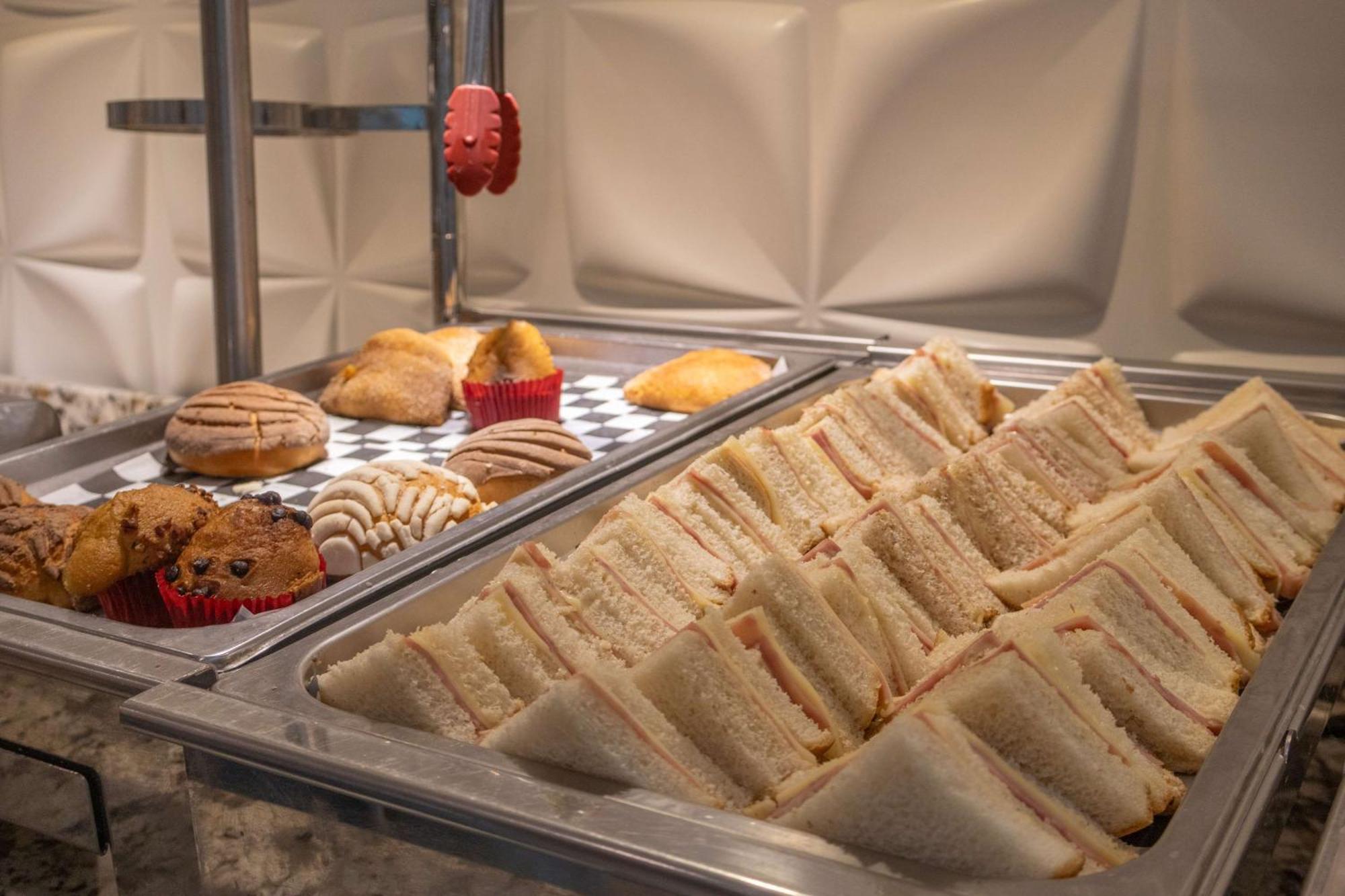 Best Western Plus Monterrey Colon Εξωτερικό φωτογραφία
