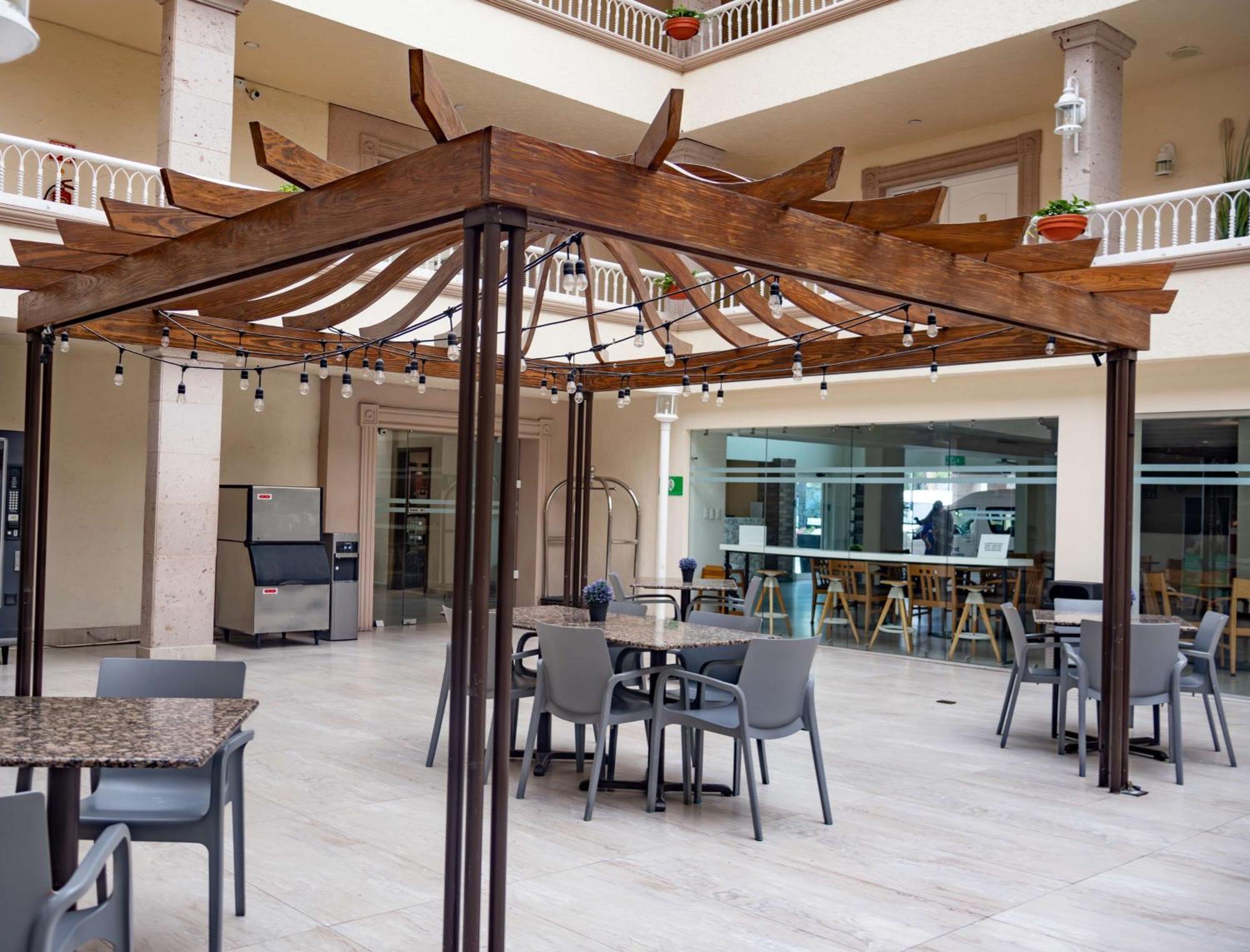 Best Western Plus Monterrey Colon Εξωτερικό φωτογραφία